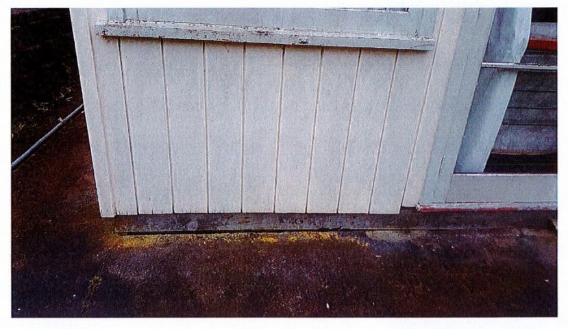 Corner Side 2__Space between the Building Floor and the Outside Floor
